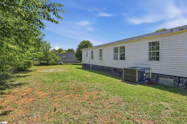 1171 Old Pelzer Road, Piedmont, SC 29673