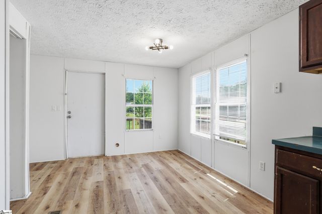 1171 Old Pelzer Road, Piedmont, SC 29673