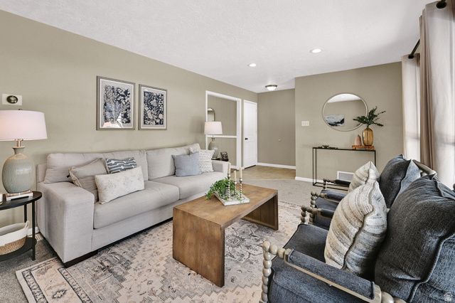 459 W 4575 S, Washington Terrace, UT 84405