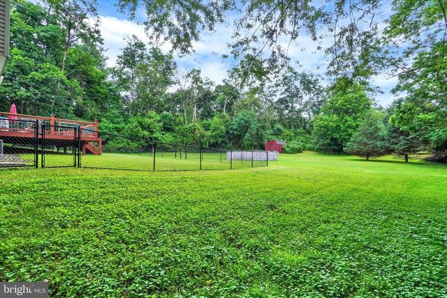 9 KATIE CT, Stewartstown, PA 17363