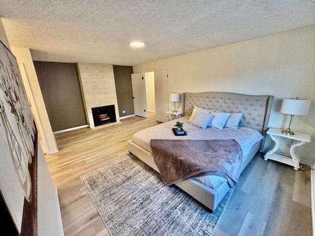 11151 Cottonwood Drive 19C, Palos Hills, IL 60465