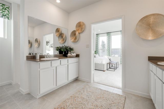 1050 Oakhurst Drive, Dayton, TX 77535