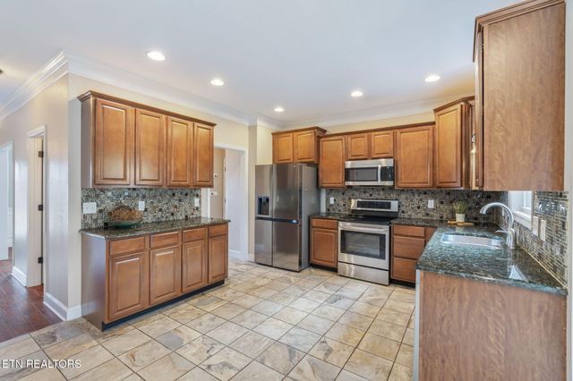 2527 Brantley Park Blvd, Maryville, TN 37804