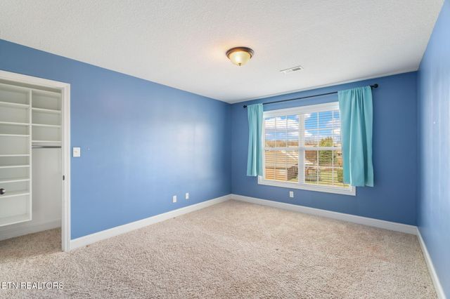 2527 Brantley Park Blvd, Maryville, TN 37804