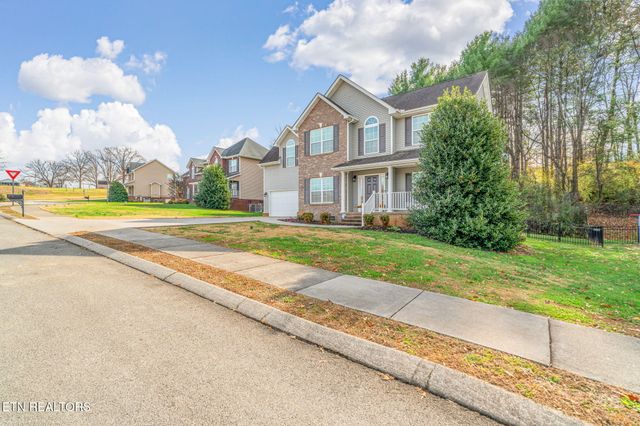 2527 Brantley Park Blvd, Maryville, TN 37804