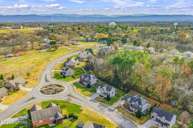 2527 Brantley Park Blvd, Maryville, TN 37804