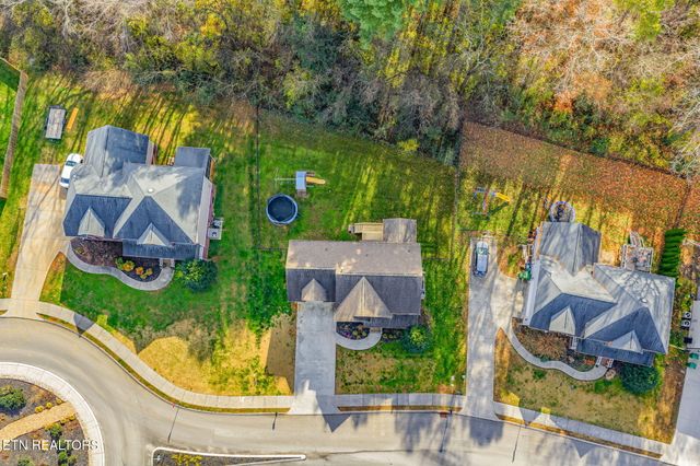 2527 Brantley Park Blvd, Maryville, TN 37804