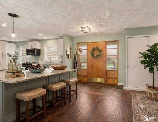 330 Cole Road, Monroe, MI 48162