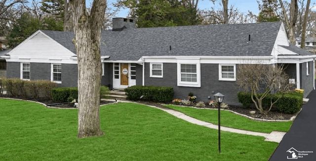 330 Cole Road, Monroe, MI 48162