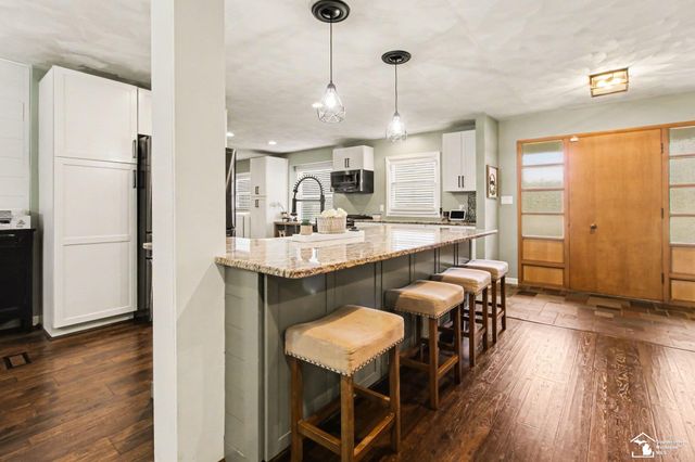 330 Cole Road, Monroe, MI 48162
