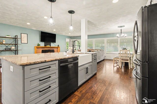 330 Cole Road, Monroe, MI 48162
