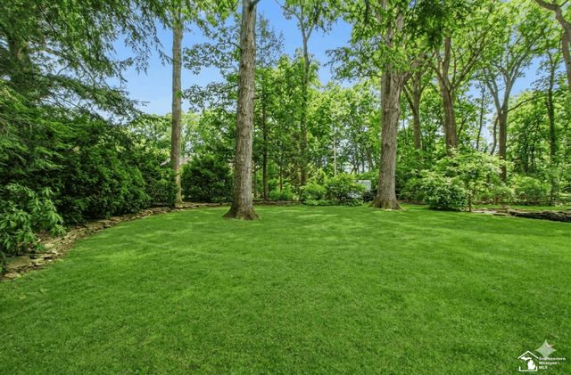 330 Cole Road, Monroe, MI 48162