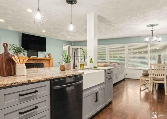 330 Cole Road, Monroe, MI 48162