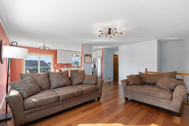 15720 Cicerone Path, Rosemount, MN 55068