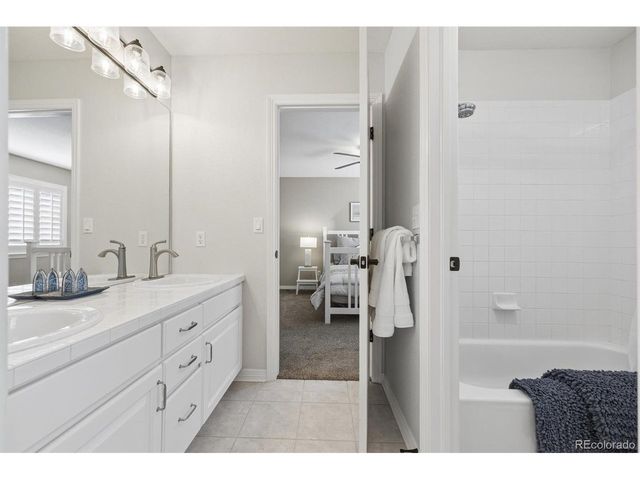 9315 E Aspen Hill Ln, Lone Tree, CO 80124