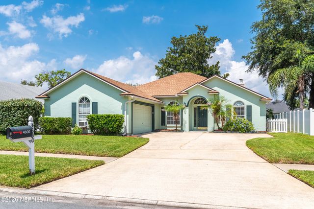 4600 CAPE ELIZABETH Court E, Jacksonville, FL 32277