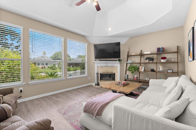 4600 CAPE ELIZABETH Court E, Jacksonville, FL 32277