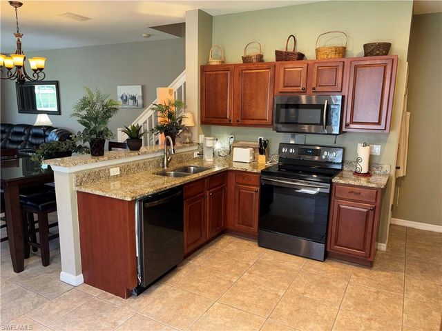 8271 Village Edge CIR 6, Fort Myers, FL 33919