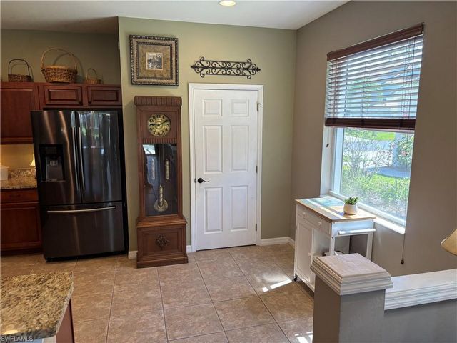 8271 Village Edge CIR 6, Fort Myers, FL 33919