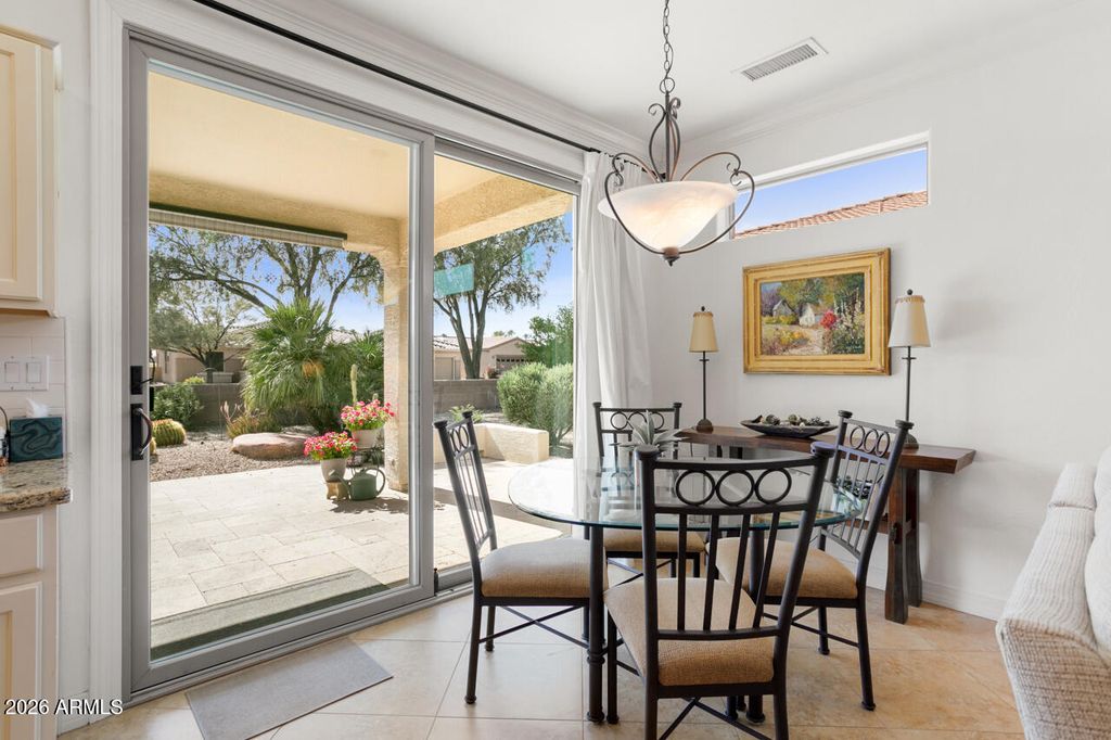 Image 19 of property listing at 19540 N WESSEX Drive, Surprise, AZ 85387