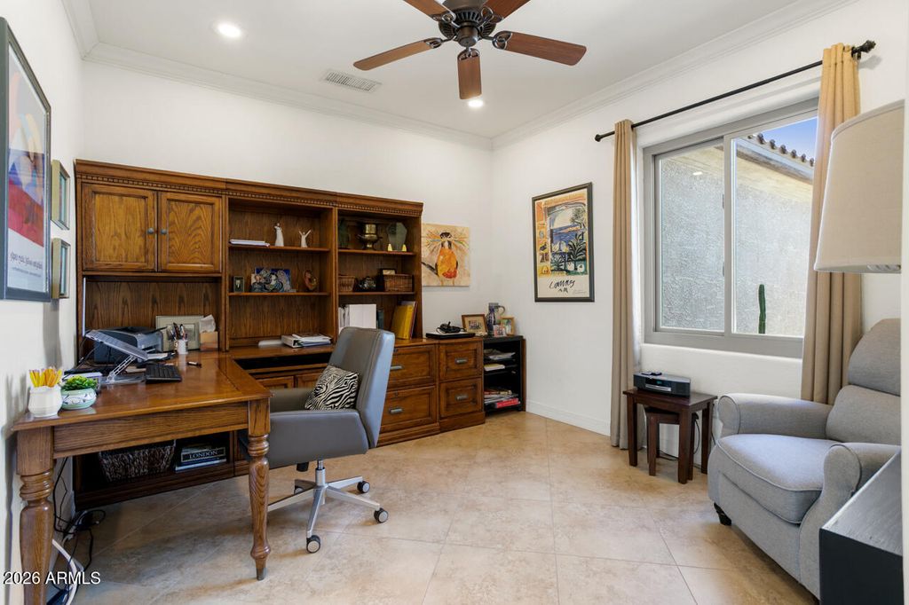 Image 29 of property listing at 19540 N WESSEX Drive, Surprise, AZ 85387