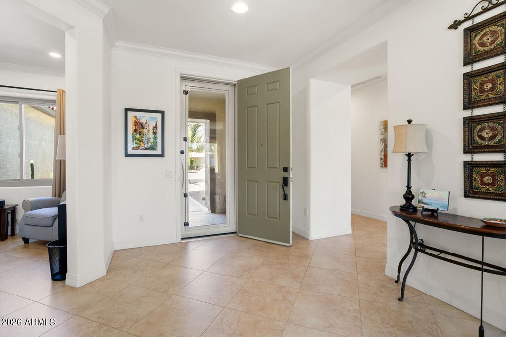 Image 5 of property listing at 19540 N WESSEX Drive, Surprise, AZ 85387