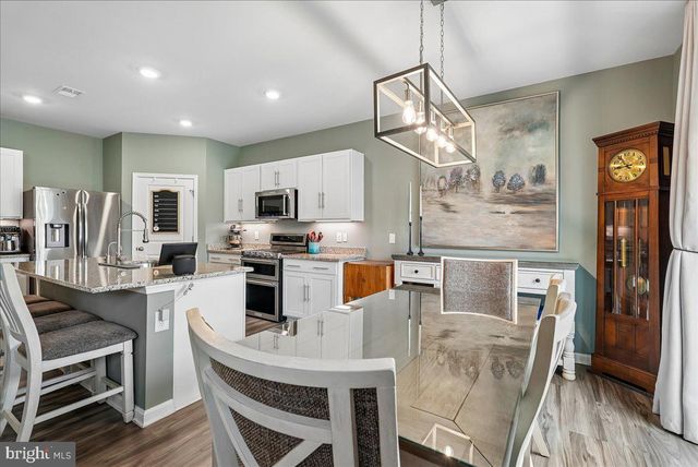 5 WILSON DR, Berryville, VA 22611
