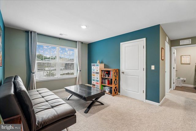 5 WILSON DR, Berryville, VA 22611