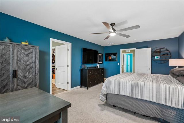 5 WILSON DR, Berryville, VA 22611