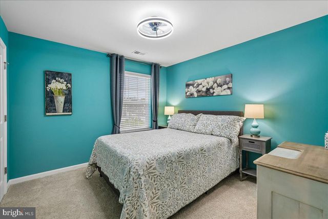 5 WILSON DR, Berryville, VA 22611