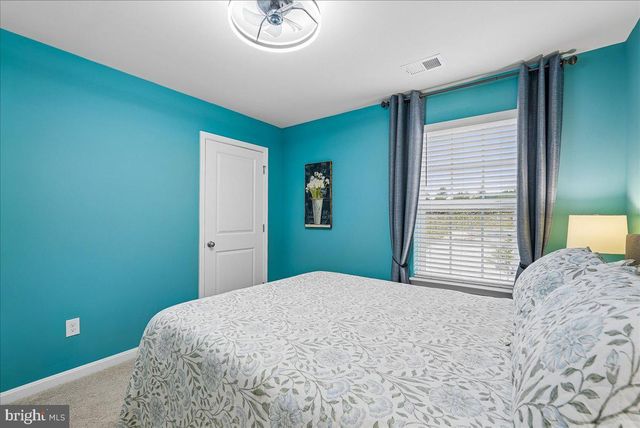 5 WILSON DR, Berryville, VA 22611