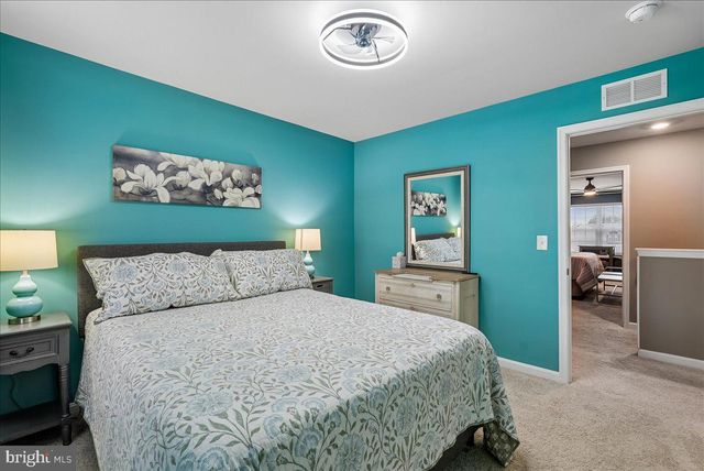5 WILSON DR, Berryville, VA 22611