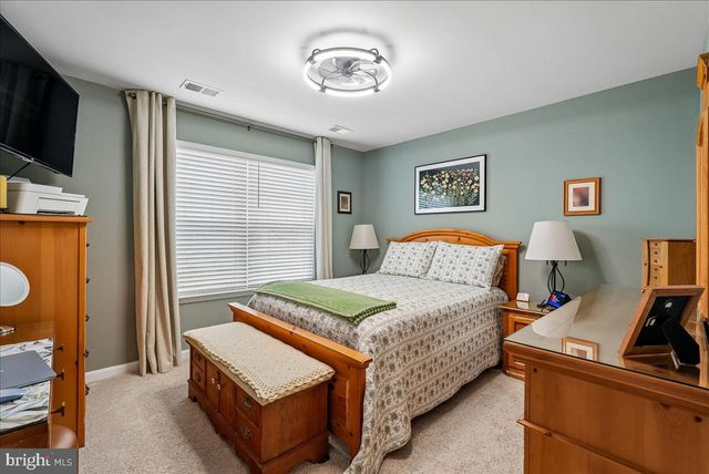 5 WILSON DR, Berryville, VA 22611