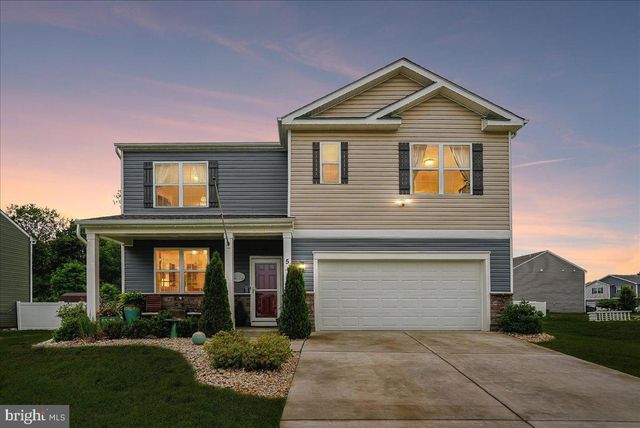 5 WILSON DR, Berryville, VA 22611