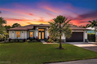 2552 52nd AVE NE, Naples, FL 34120