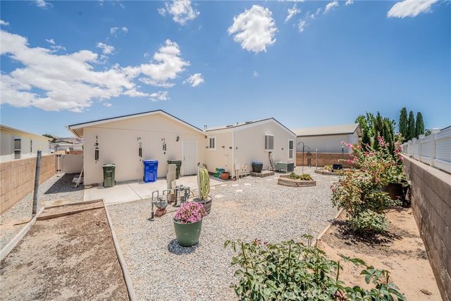 22241 Nisqually 59, Apple Valley, CA 92308