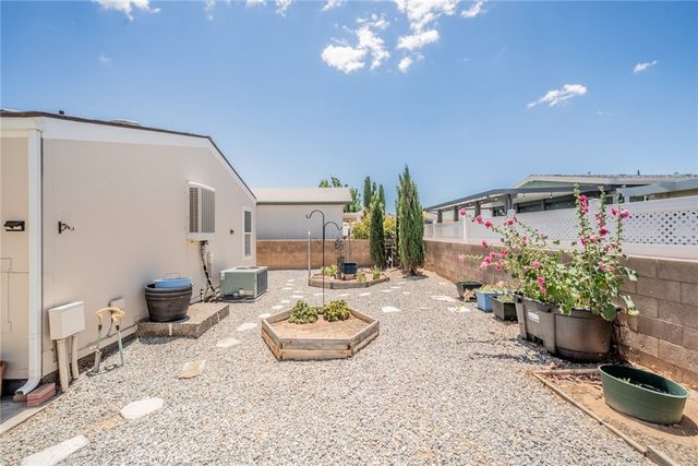 22241 Nisqually 59, Apple Valley, CA 92308