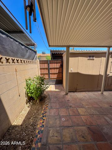 6746 N 43RD Avenue, Glendale, AZ 85301