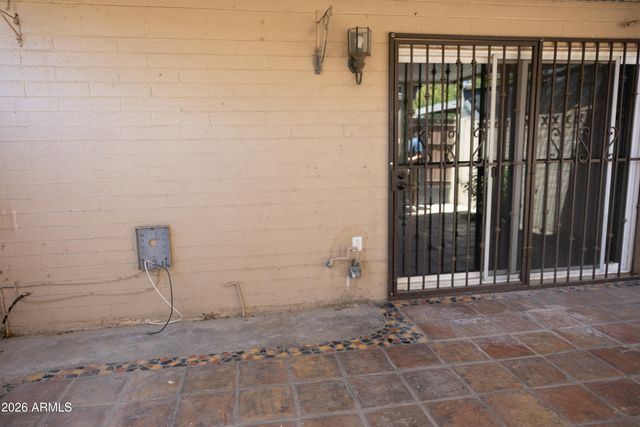 6746 N 43RD Avenue, Glendale, AZ 85301