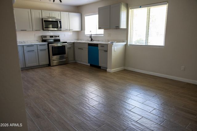 6746 N 43RD Avenue, Glendale, AZ 85301