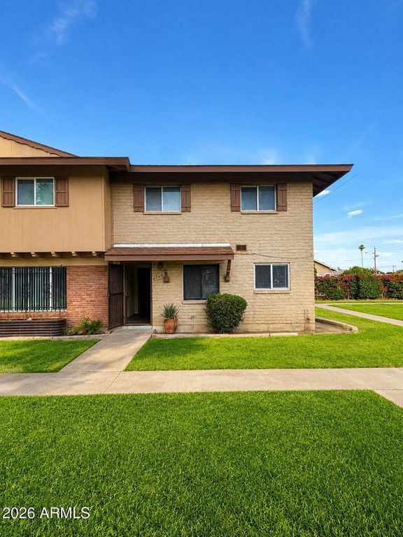 6746 N 43RD Avenue, Glendale, AZ 85301 — photo 2