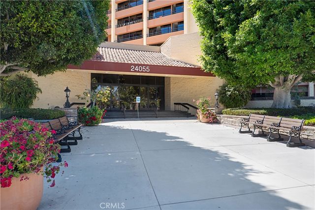 24055 Paseo Del Lago 1062, Laguna Woods, CA 92637