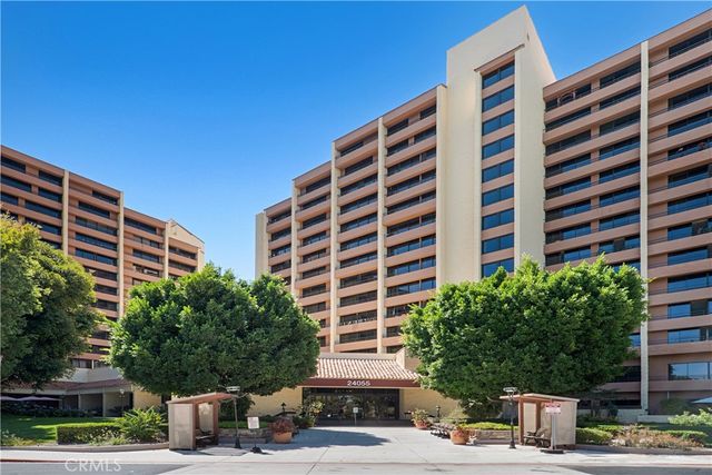 24055 Paseo Del Lago 1062, Laguna Woods, CA 92637