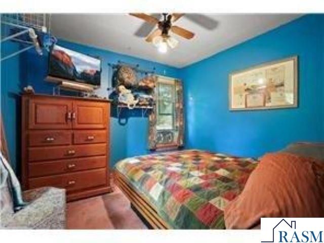 1409 N Hillsboro Avenue, Golden Valley, MN 55427