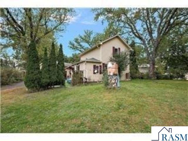 1409 N Hillsboro Avenue, Golden Valley, MN 55427