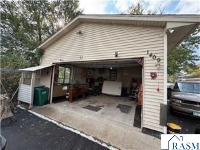 1409 N Hillsboro Avenue, Golden Valley, MN 55427