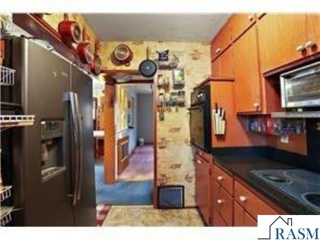 1409 N Hillsboro Avenue, Golden Valley, MN 55427