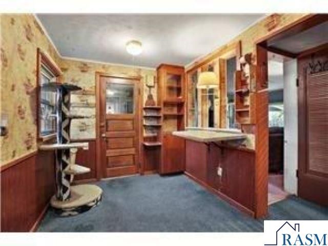 1409 N Hillsboro Avenue, Golden Valley, MN 55427