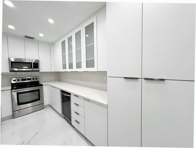 5401 W Broward Blvd, Plantation, FL 33317