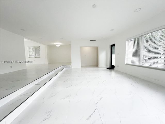 5401 W Broward Blvd, Plantation, FL 33317